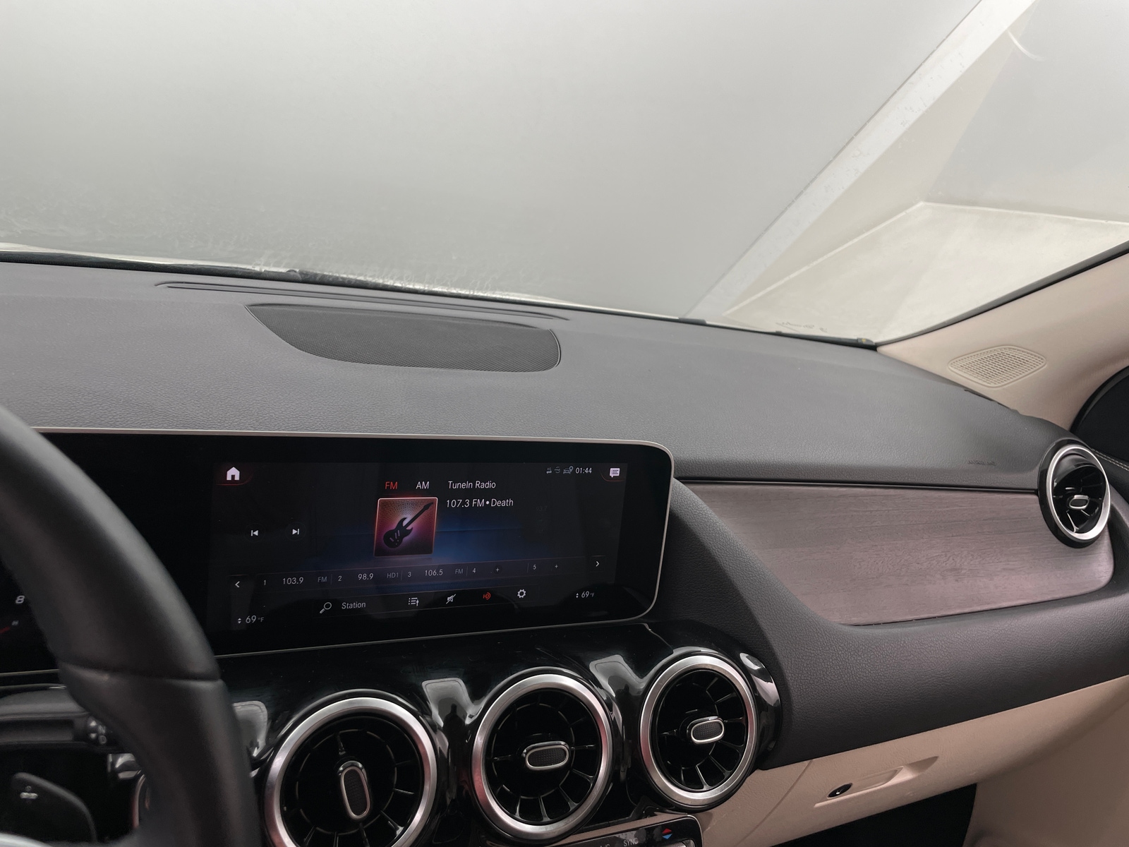 Thumbnail: 2021 Mercedes-Benz GLA - 3