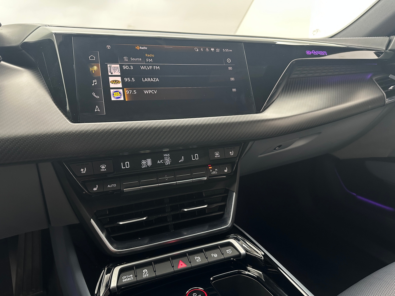 Thumbnail: 2023 Audi e-tron GT - 3