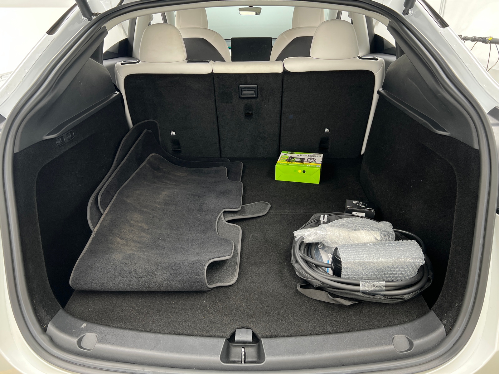 Thumbnail: 2023 Tesla Model Y - 6