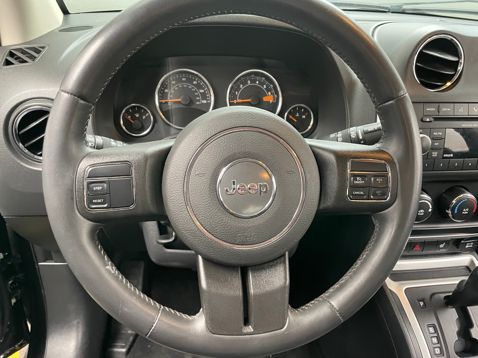 Thumbnail: 2014 Jeep Compass - 4