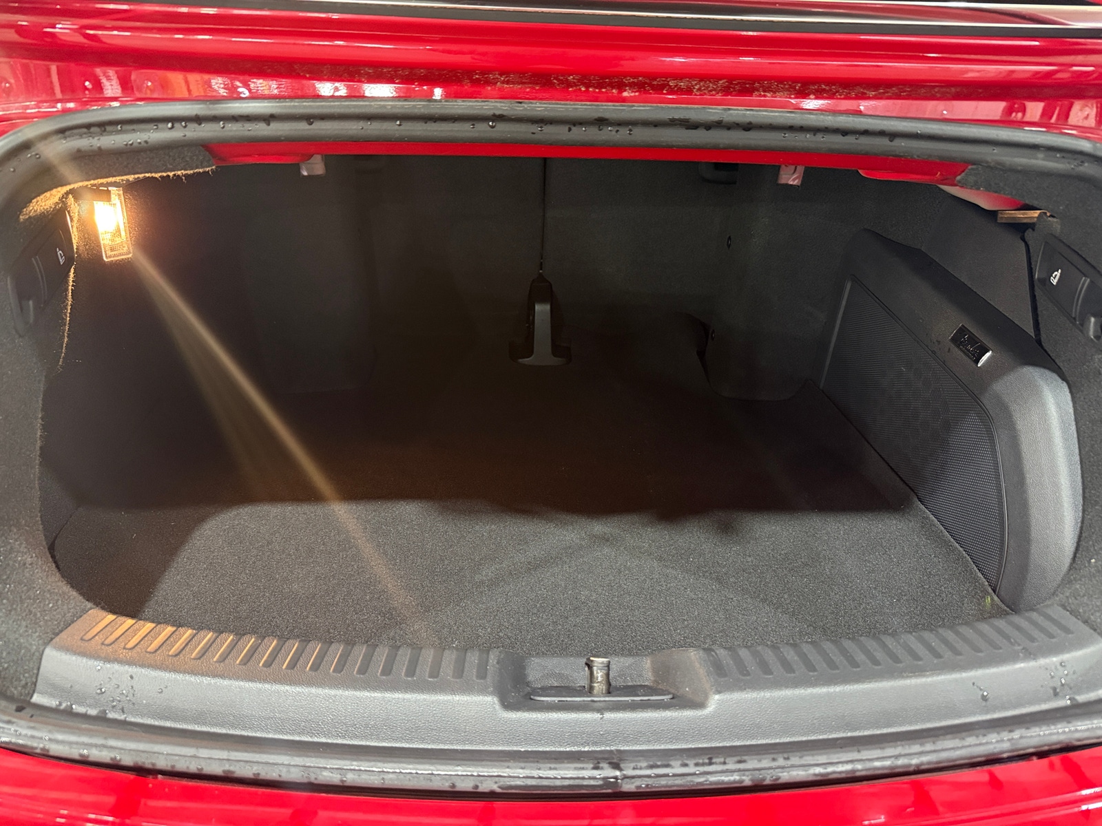 Thumbnail: 2019 Volkswagen Beetle - 6