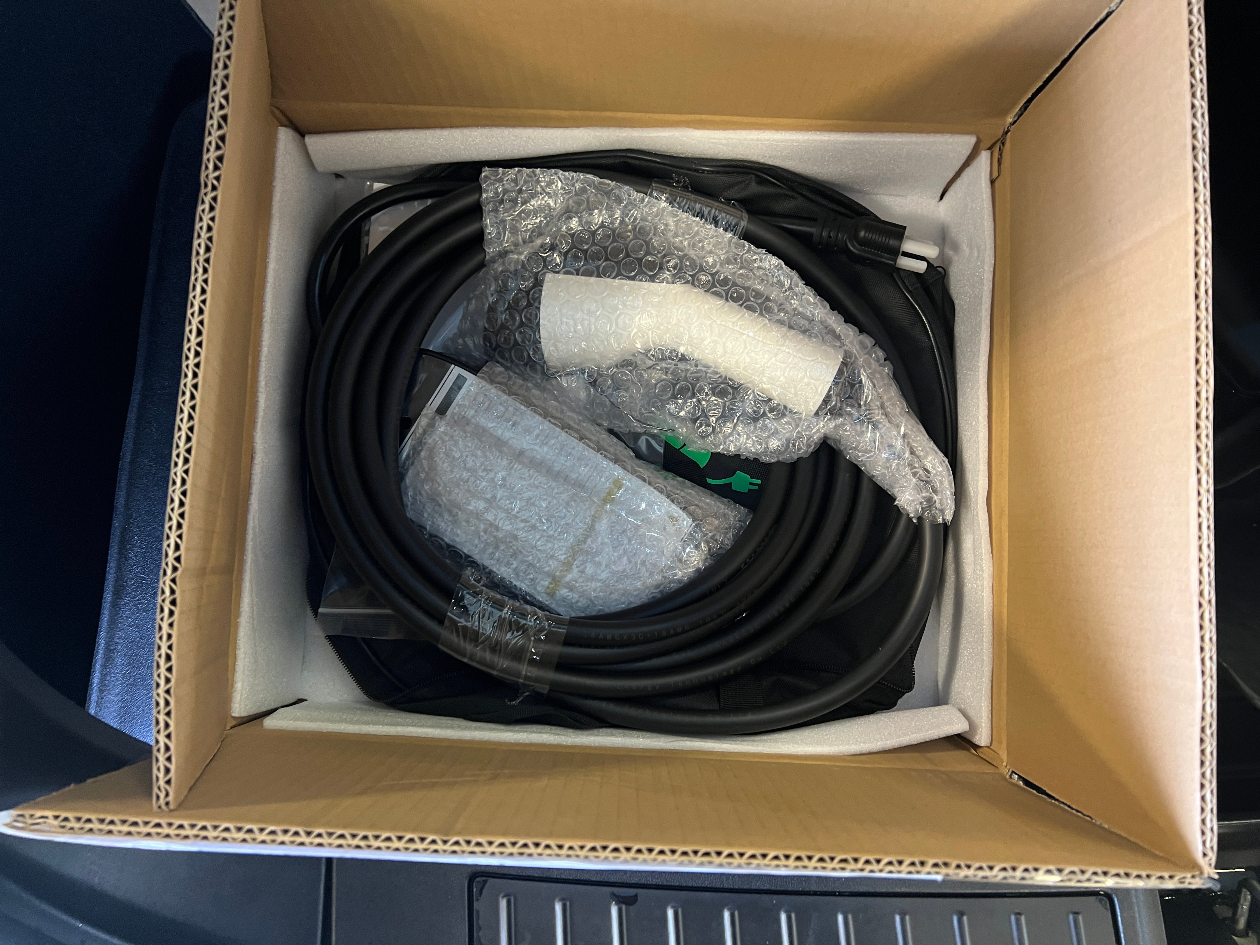 Used 2016 Tesla Model S 90D with VIN 5YJSA1E27GF175332 for sale in Oak Creek, WI