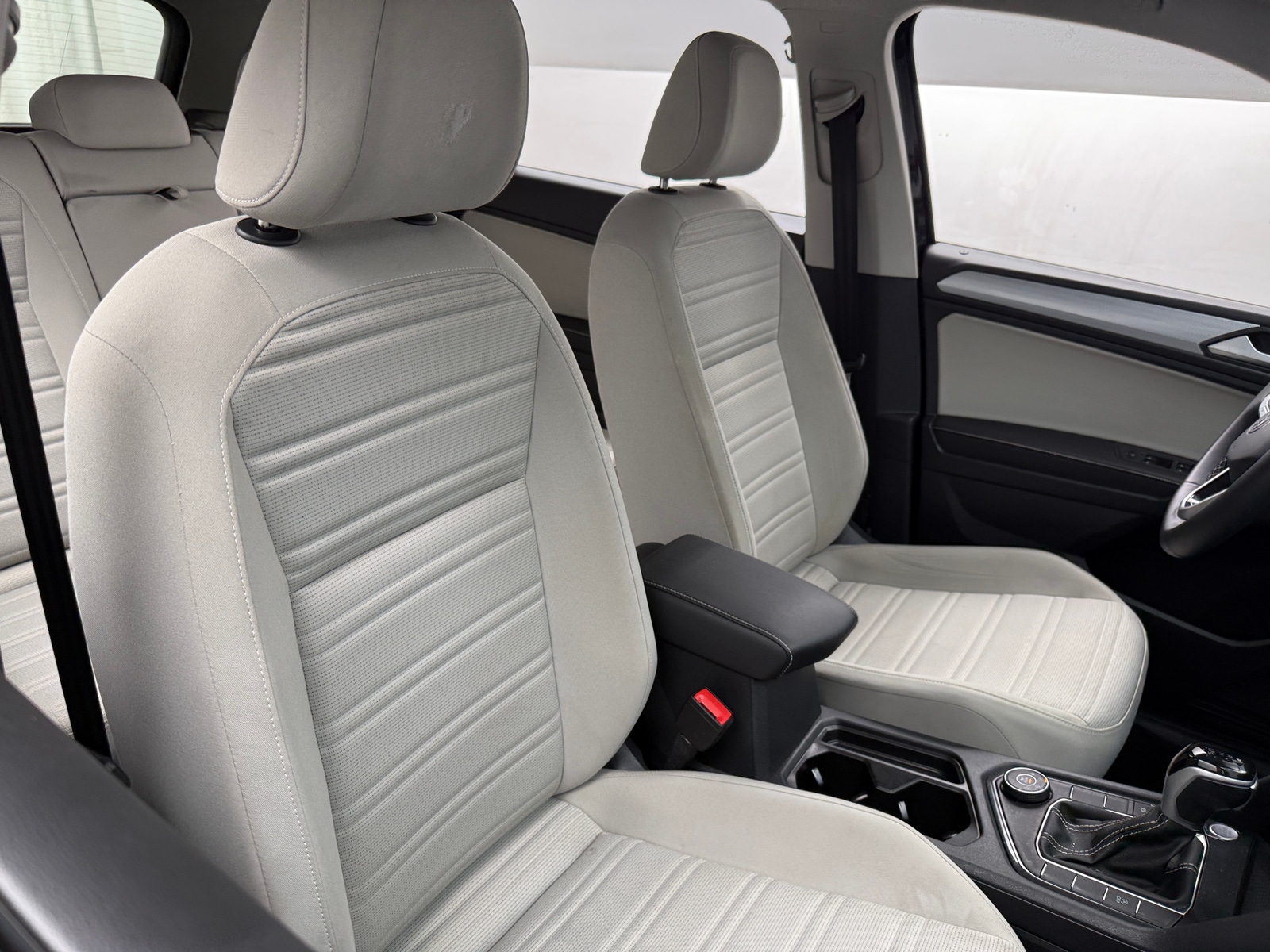 Thumbnail: 2024 Volkswagen Tiguan - 2