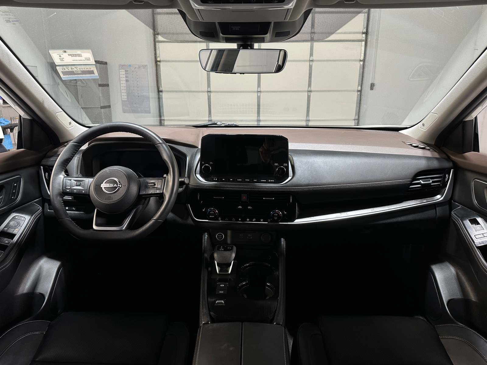 Thumbnail: 2022 Nissan Rogue - 3