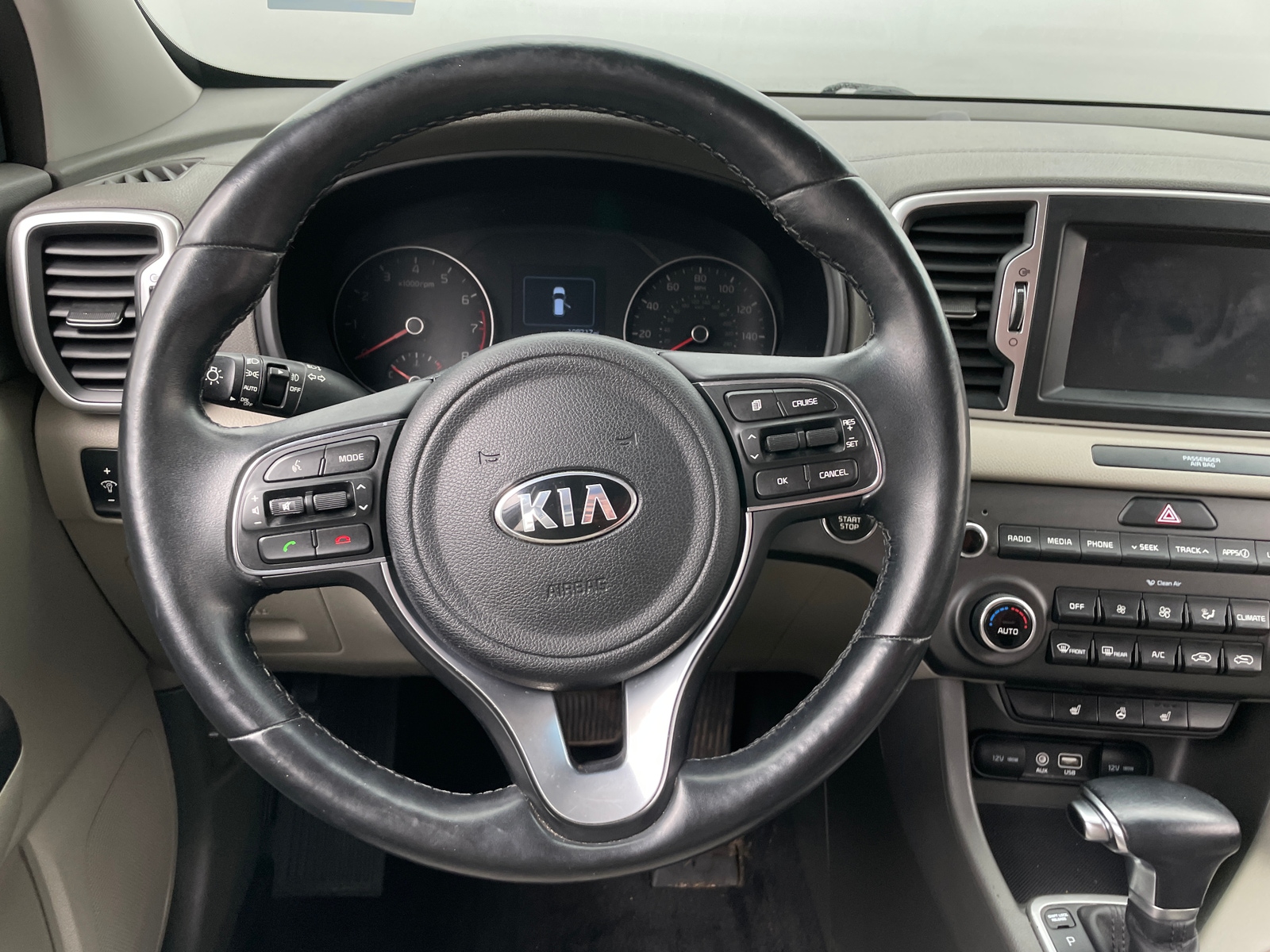 Thumbnail: 2017 Kia Sportage - 4