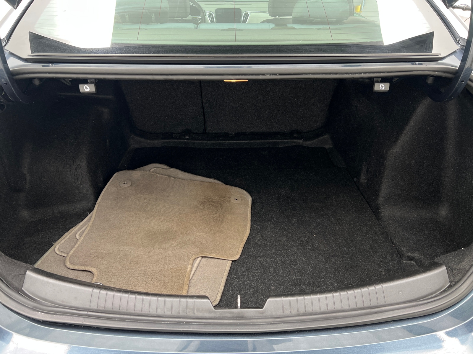 Thumbnail: 2020 Chevrolet Malibu - 7