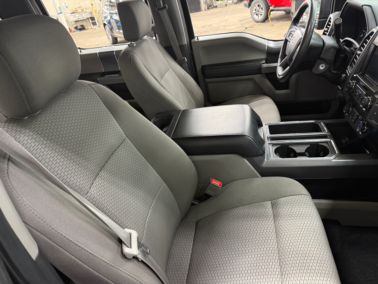 Thumbnail: 2019 Ford Econoline - 2