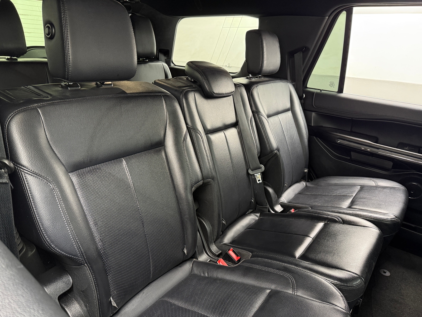 Thumbnail: 2019 Ford Expedition - 6