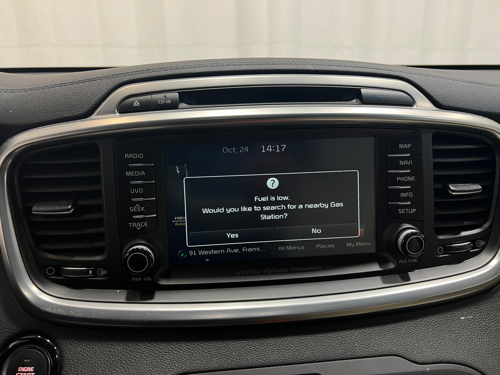 Thumbnail: 2017 Kia Sorento - 3