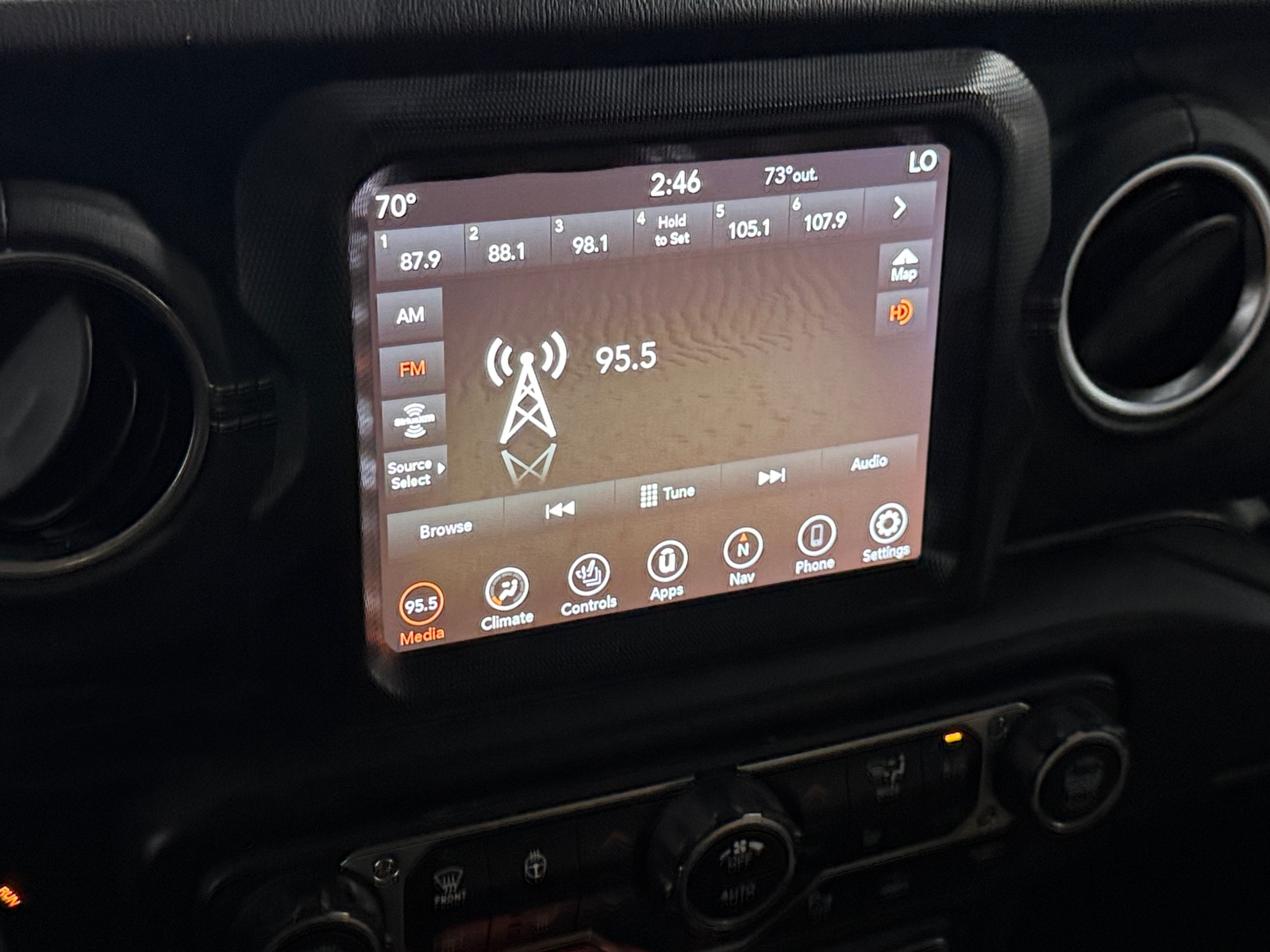 Thumbnail: 2021 Jeep Wrangler - 3