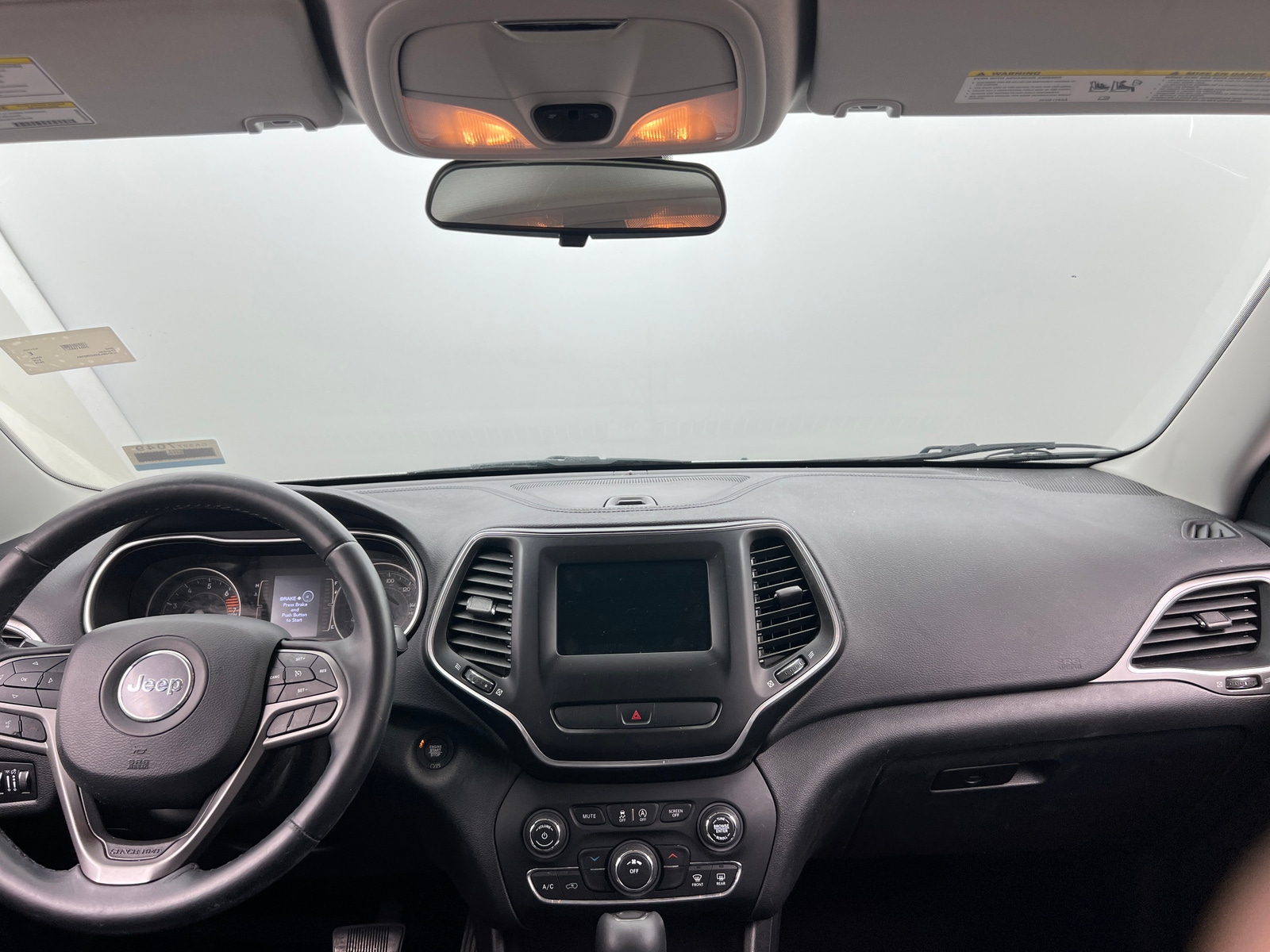 Thumbnail: 2019 Jeep Cherokee - 3