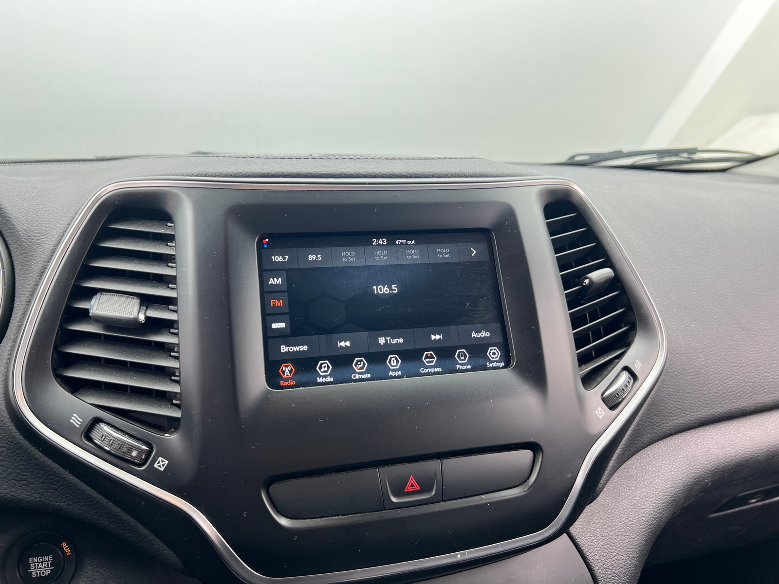 Thumbnail: 2019 Jeep Cherokee - 4