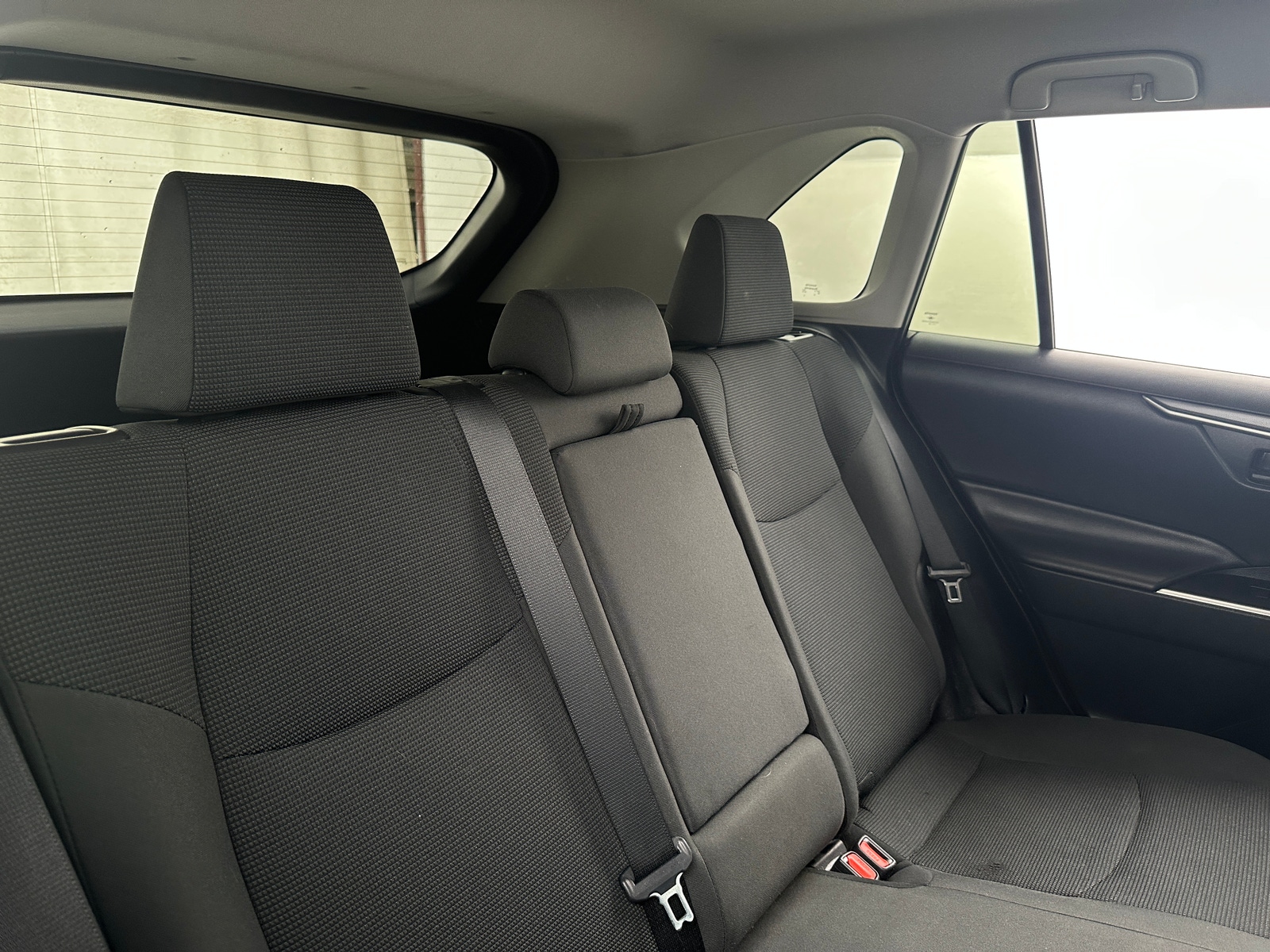 Thumbnail: 2019 Toyota RAV4 - 6