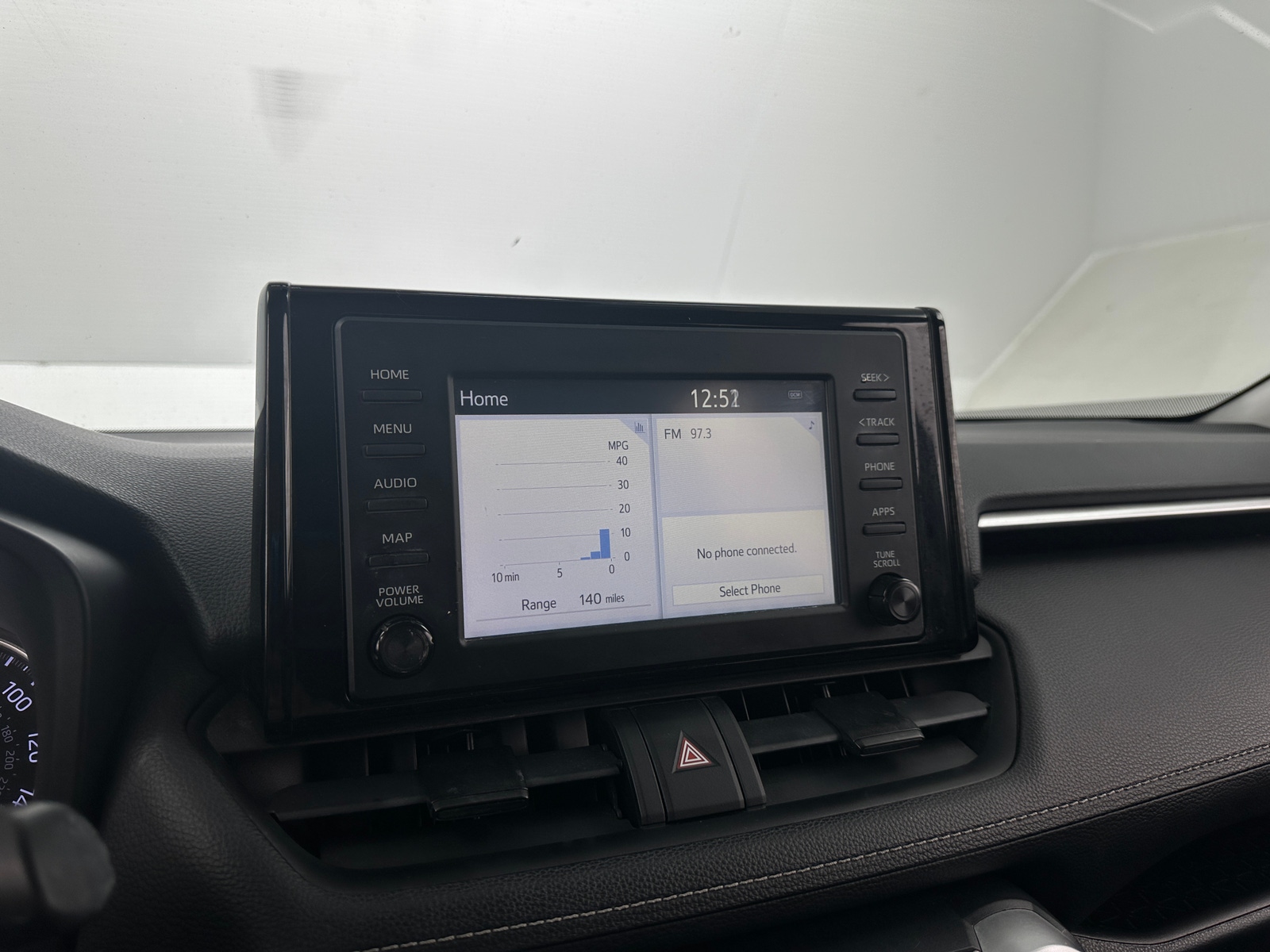 Thumbnail: 2019 Toyota RAV4 - 4