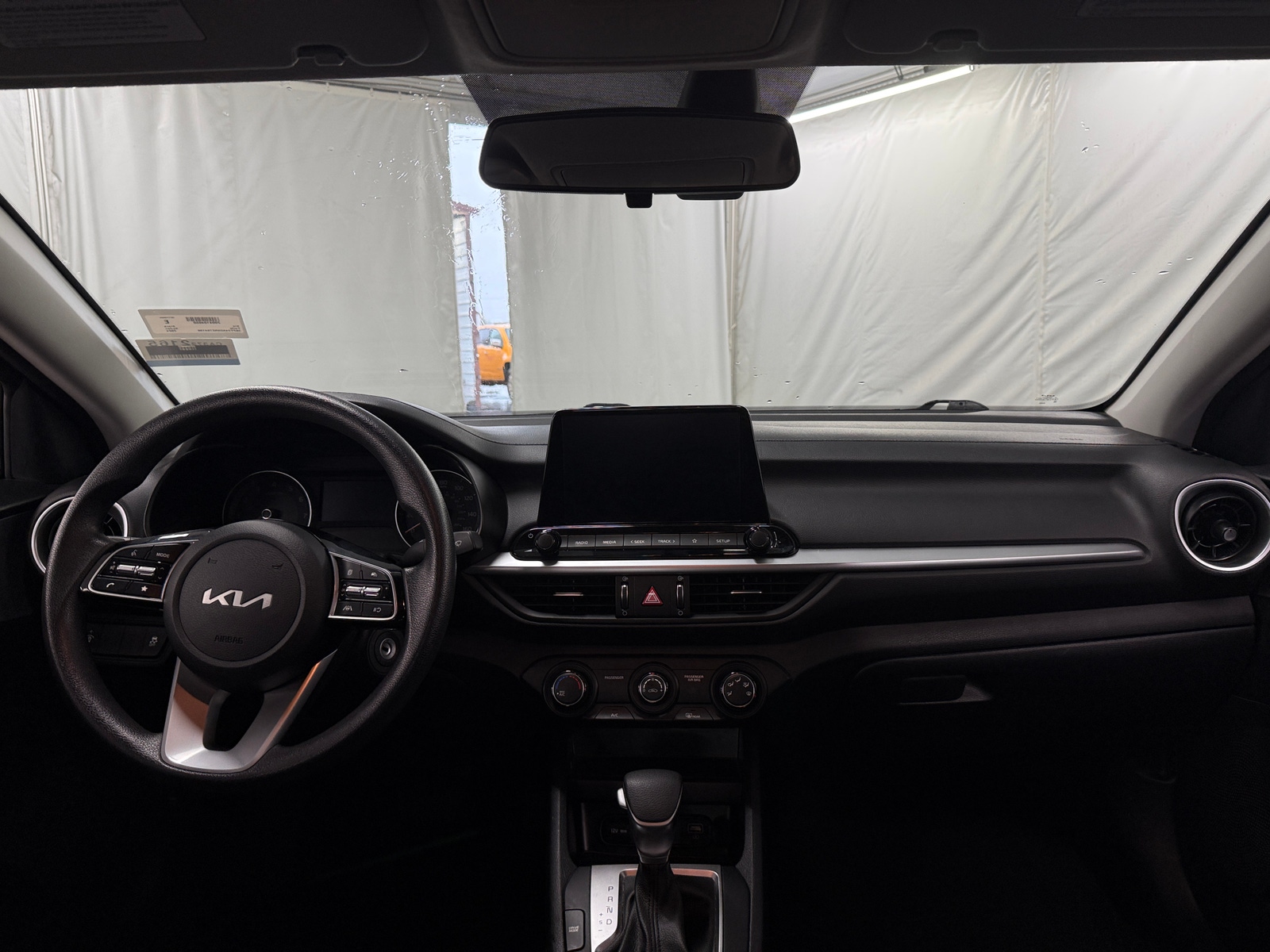 Thumbnail: 2024 Kia Forte - 3