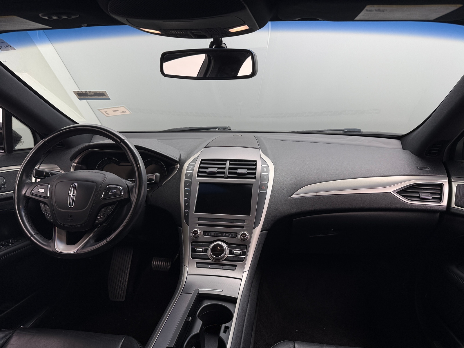 Thumbnail: 2017 Lincoln MKZ - 2