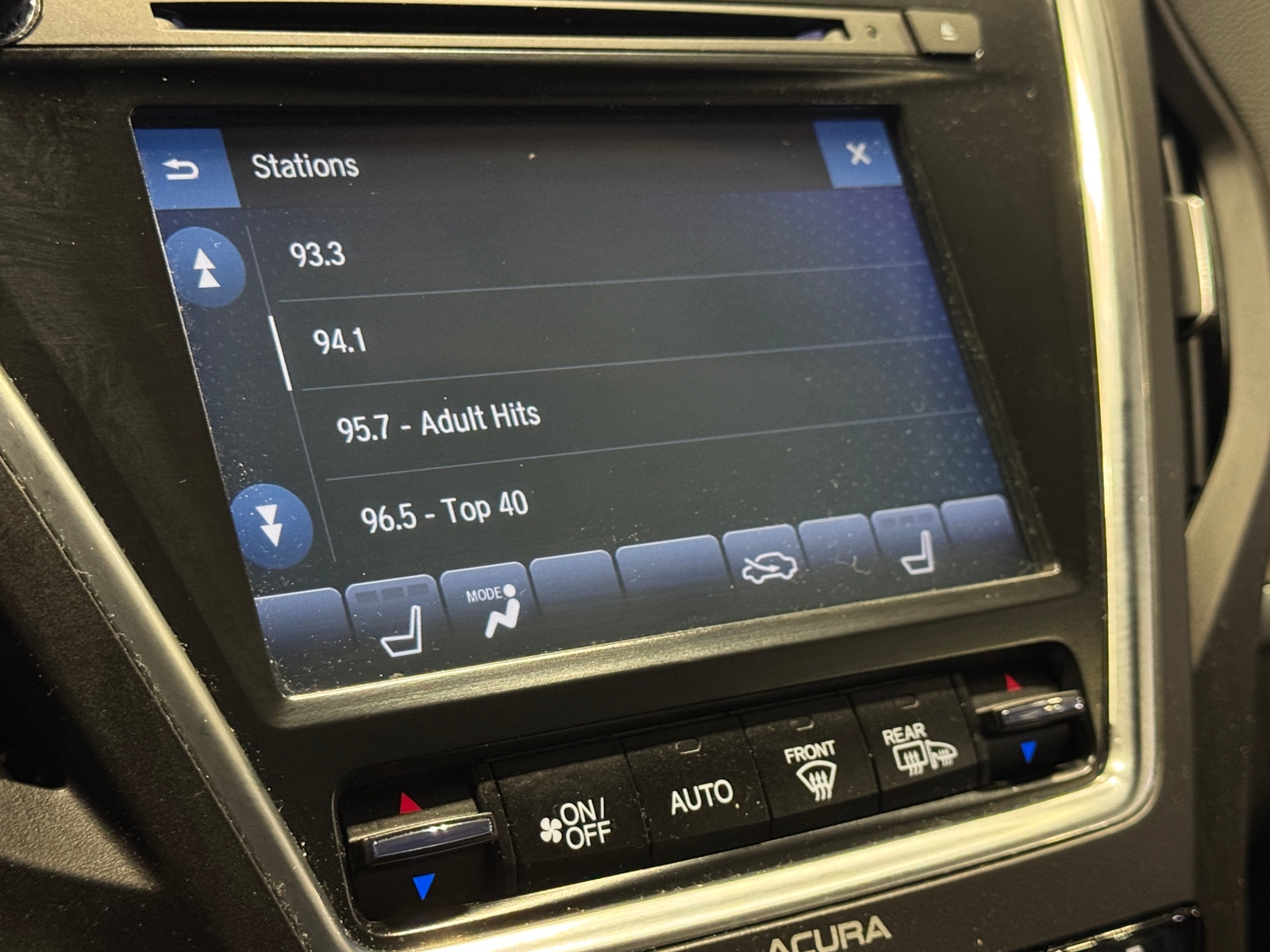 Thumbnail: 2020 Acura MDX - 3