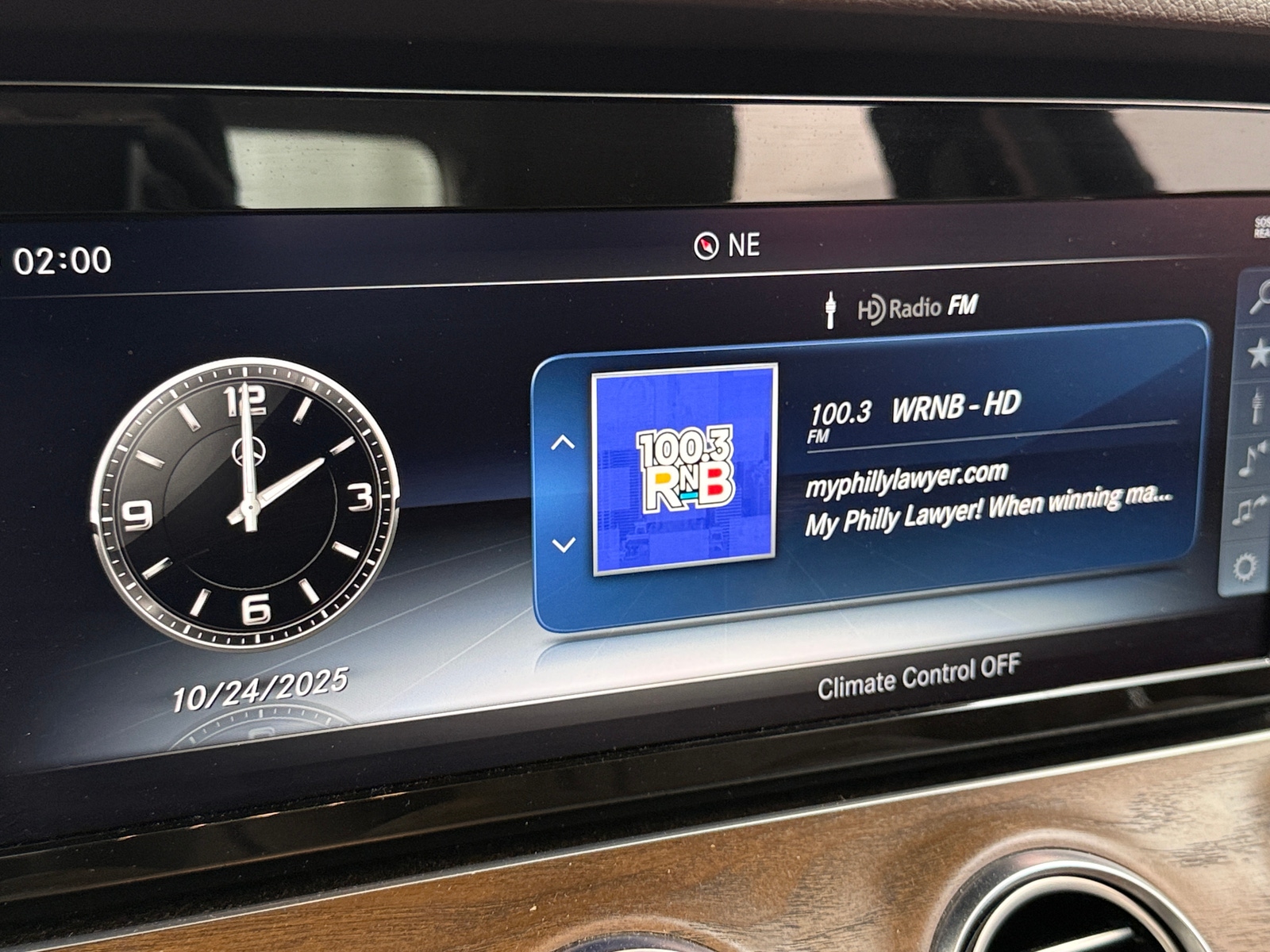 Thumbnail: 2018 Mercedes-Benz E-Class - 3