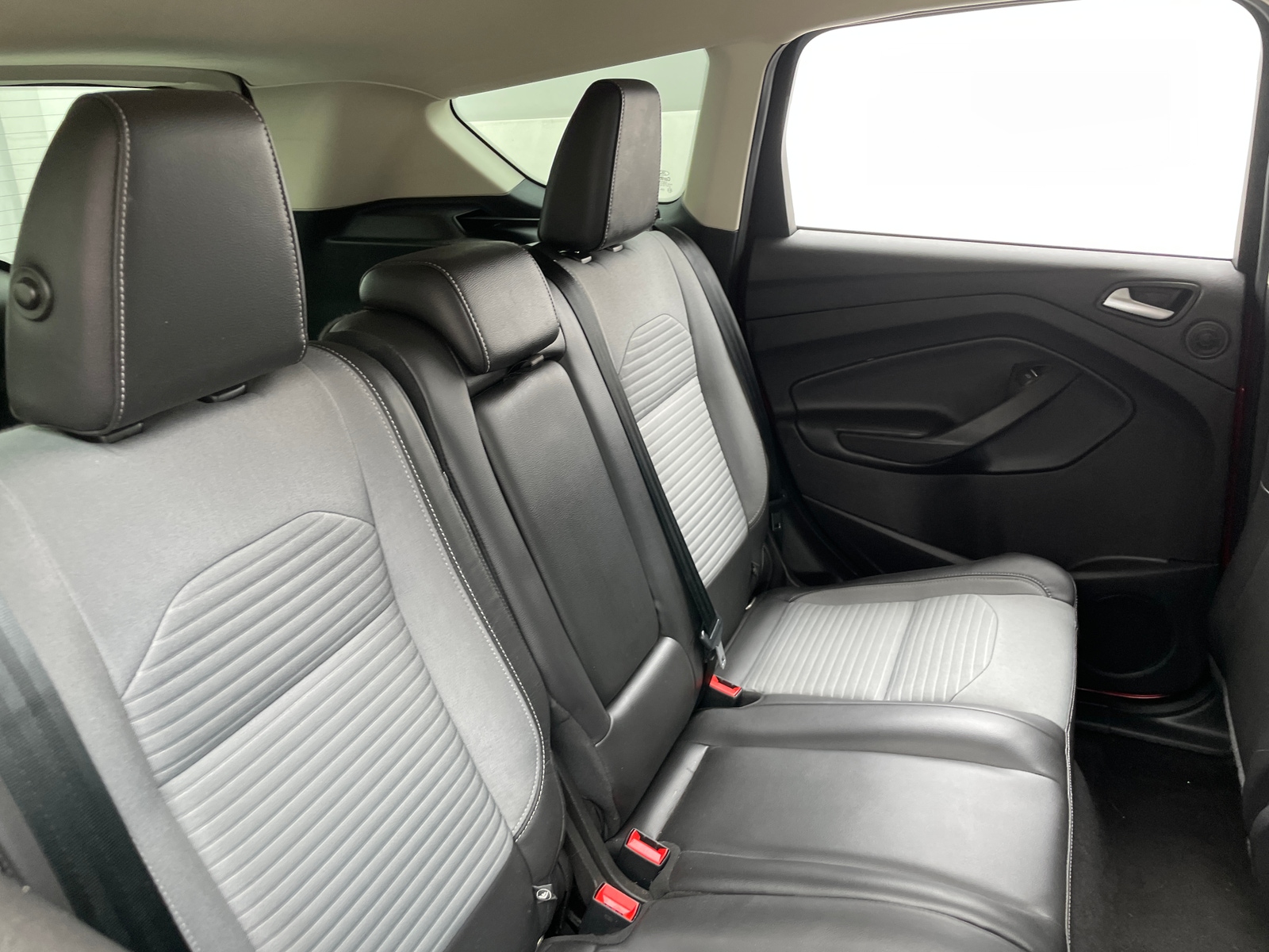 Thumbnail: 2017 Ford Escape - 5