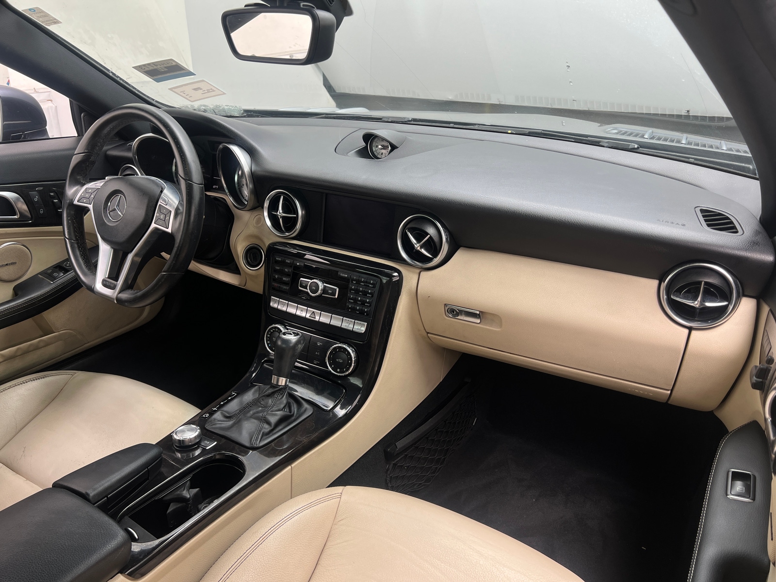 Thumbnail: 2013 Mercedes-Benz SLK - 2