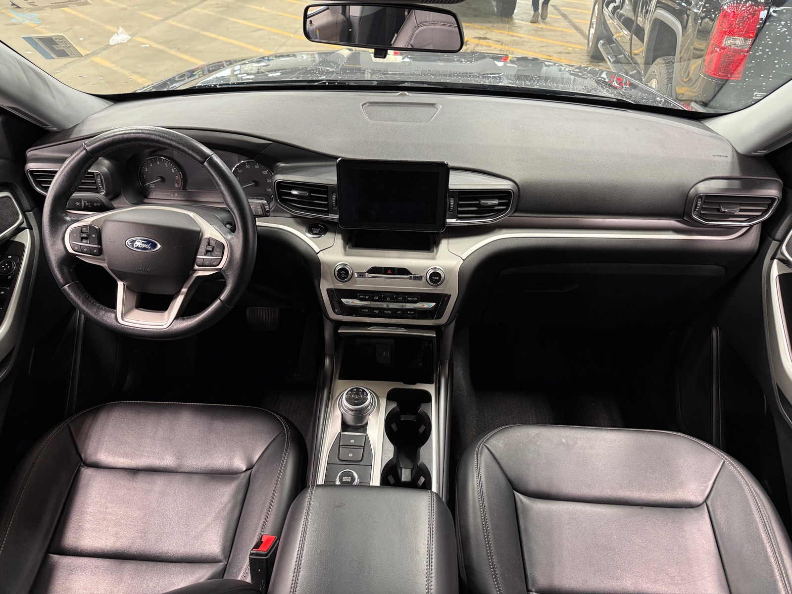 Thumbnail: 2022 Ford Explorer - 3