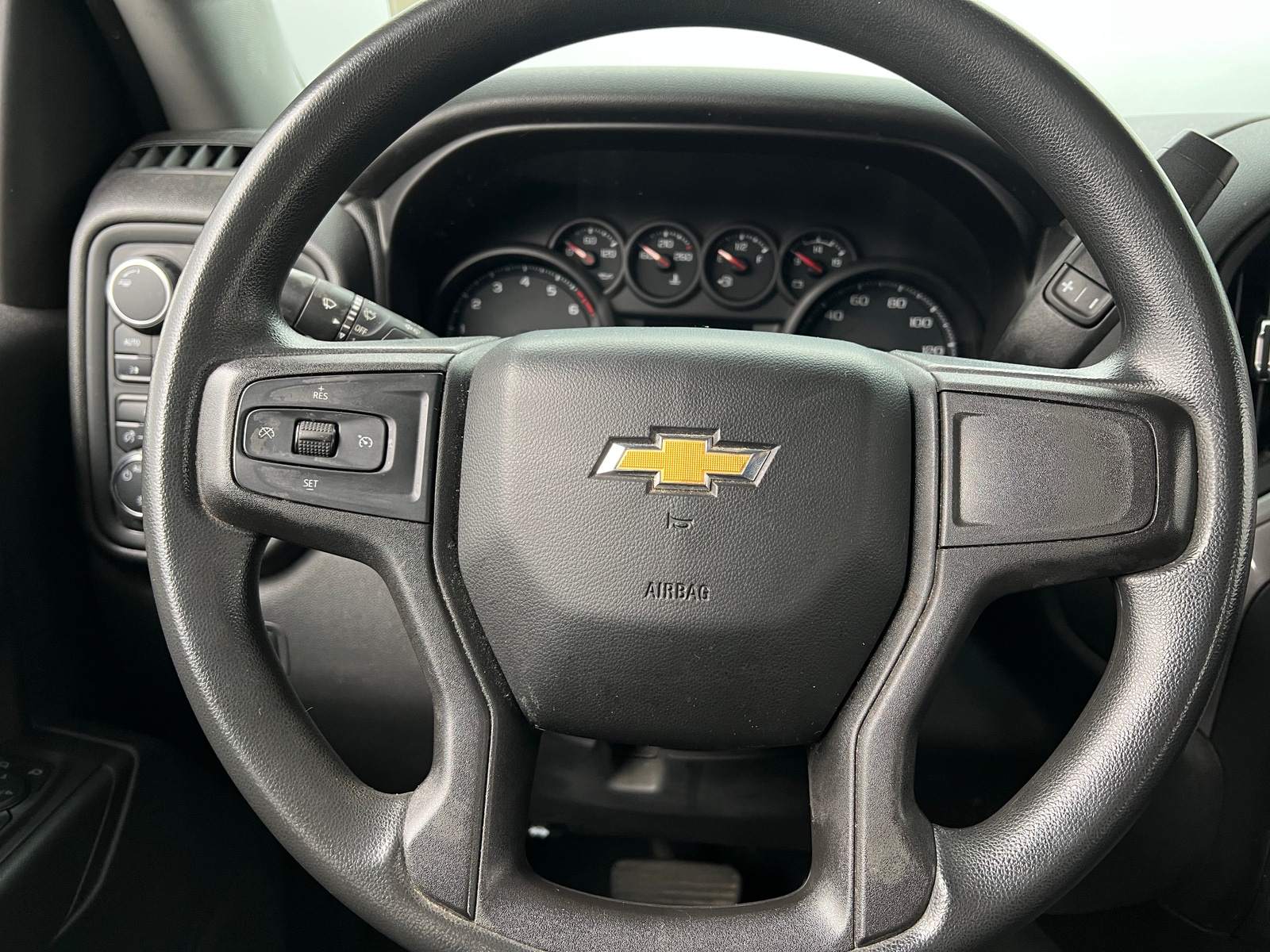 Thumbnail: 2021 Chevrolet Silverado 1500 - 5