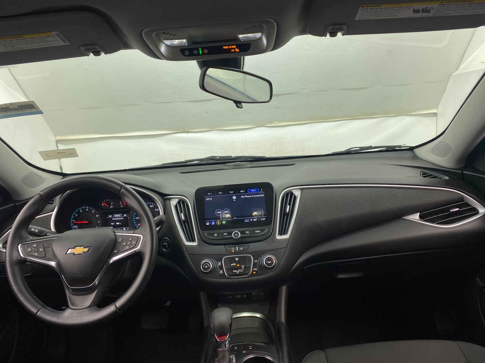 Thumbnail: 2021 Chevrolet Malibu - 3