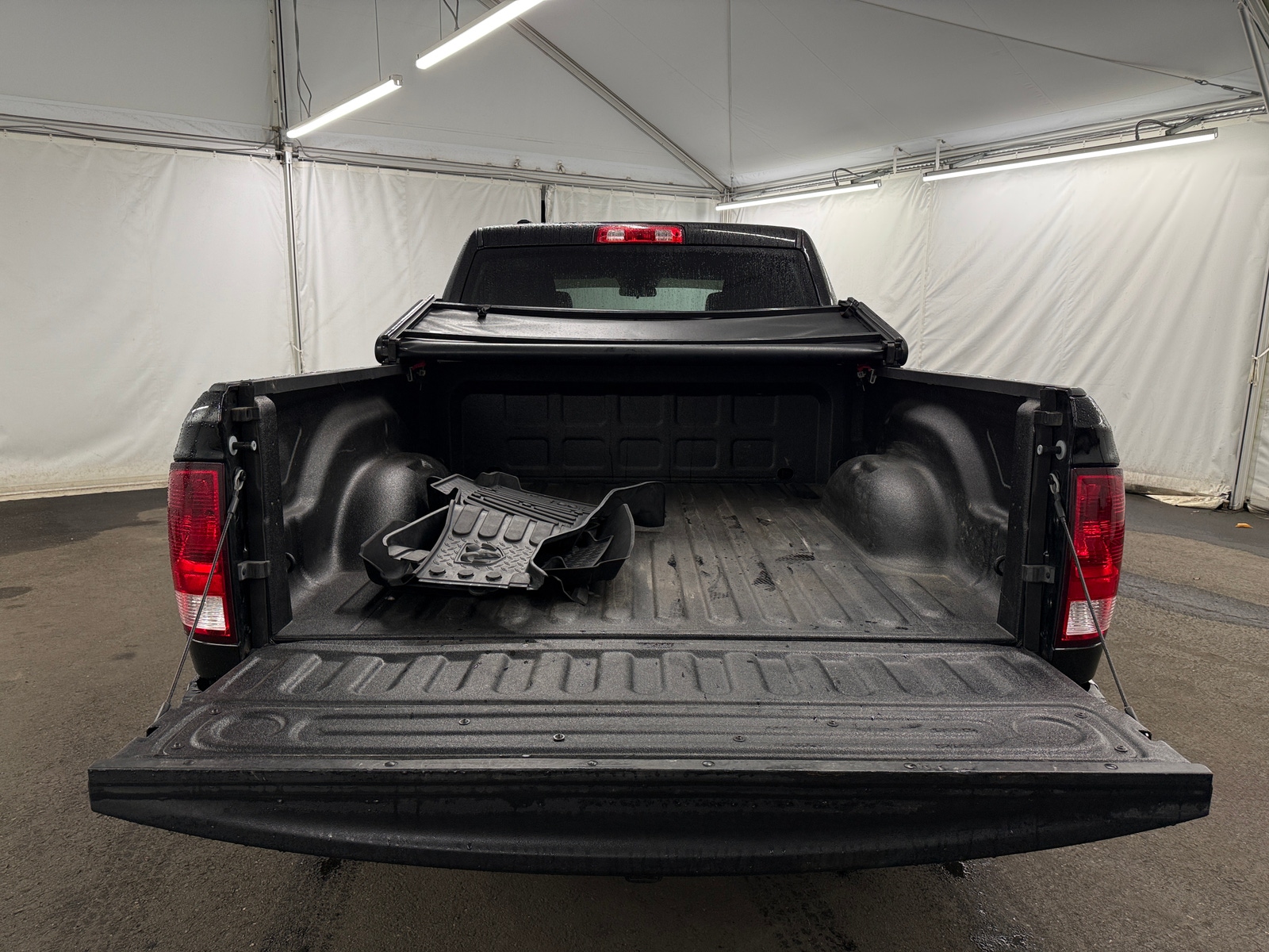 Thumbnail: 2021 RAM 1500 Classic - 7