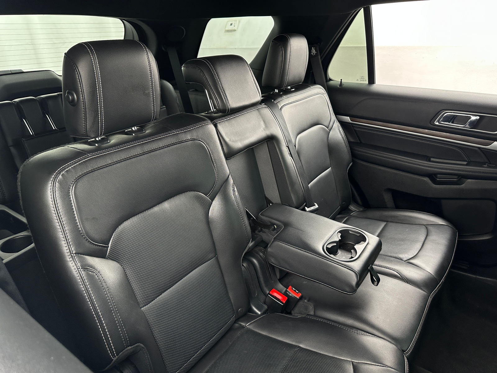 Thumbnail: 2017 Ford Explorer - 5