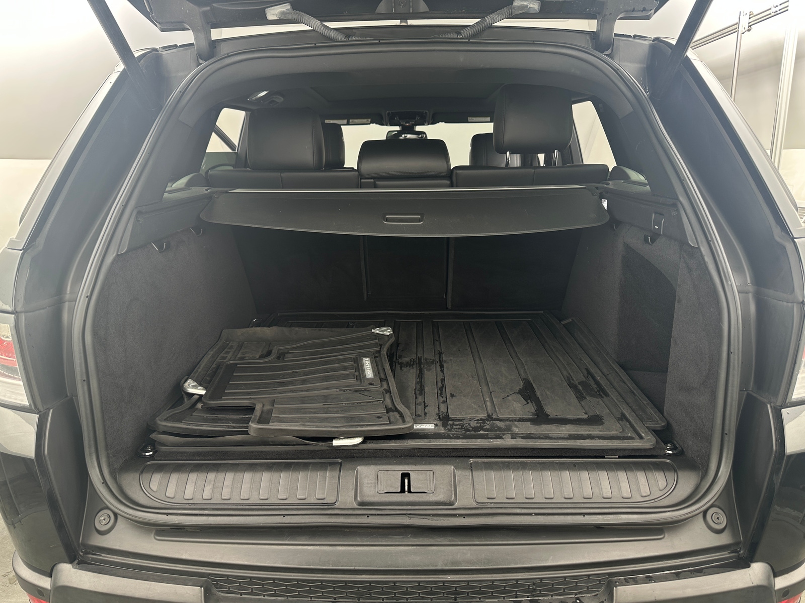 Thumbnail: 2016 Land Rover Range Rover Sport - 6