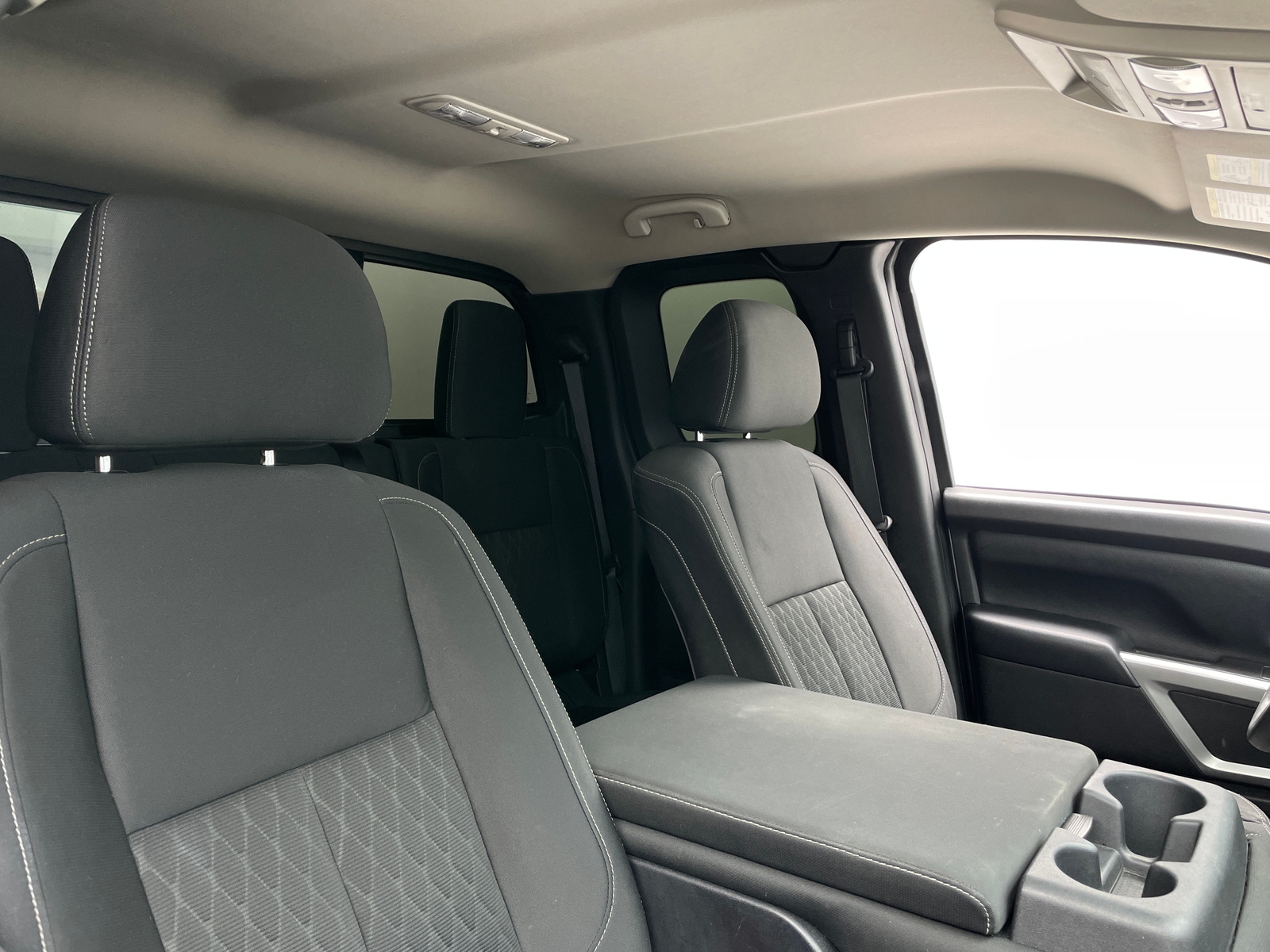 Thumbnail: 2017 Nissan Titan - 2