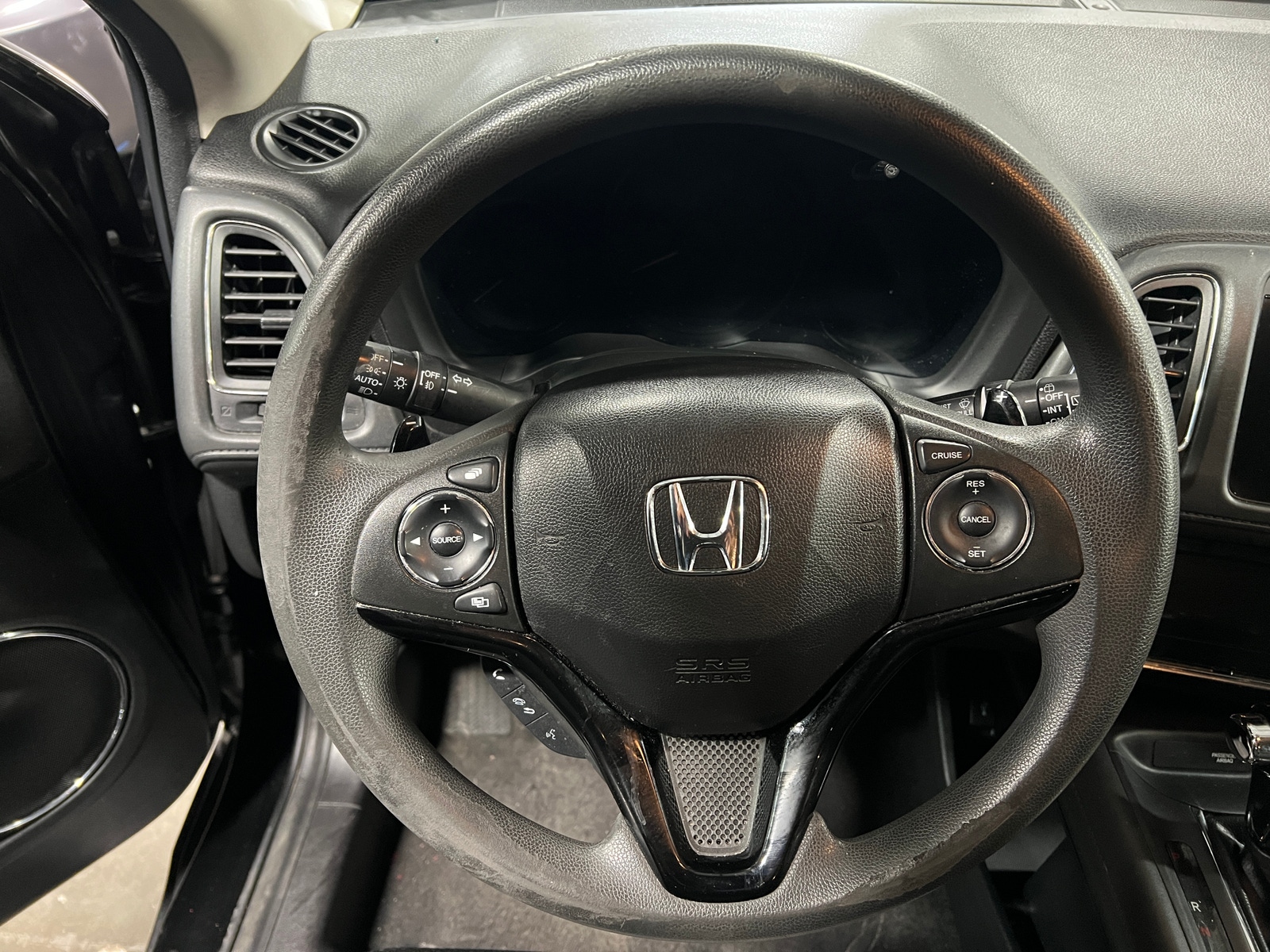 Thumbnail: 2016 Honda HR-V - 5