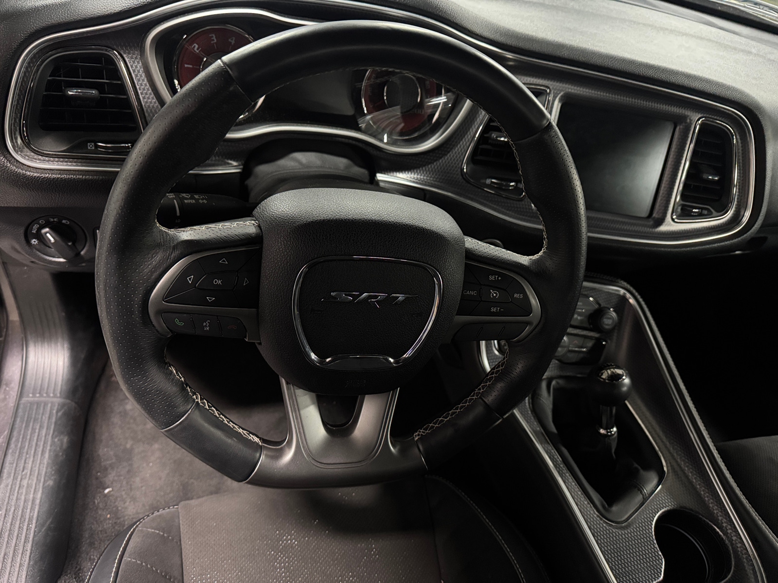 Thumbnail: 2015 Dodge Challenger - 4