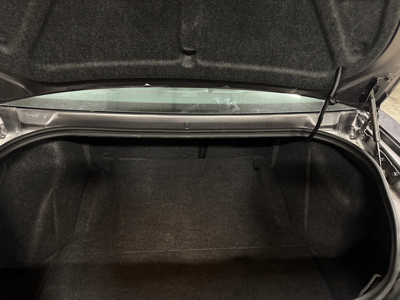 Thumbnail: 2015 Dodge Challenger - 6