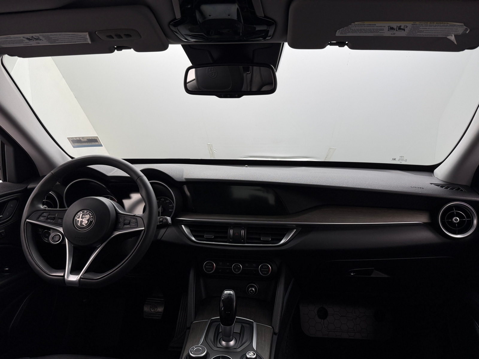 Thumbnail: 2018 Alfa Romeo Stelvio - 2