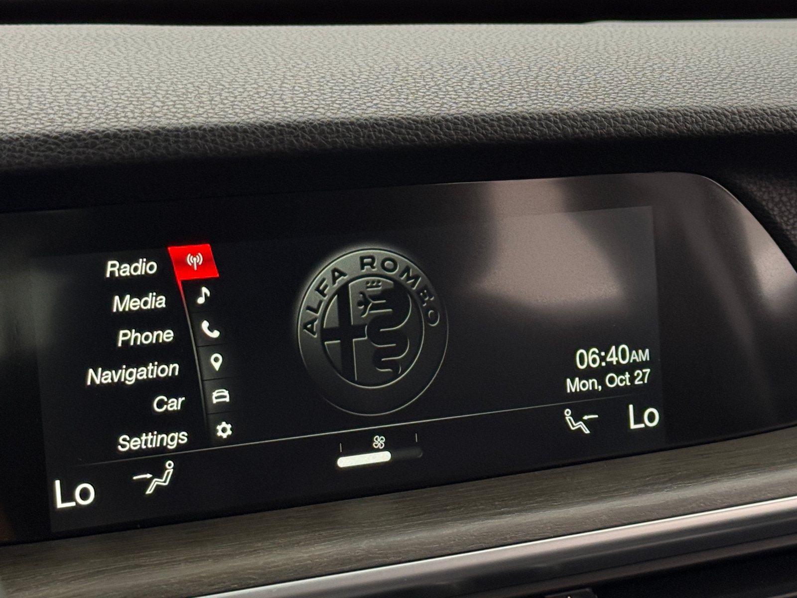 Thumbnail: 2018 Alfa Romeo Stelvio - 3