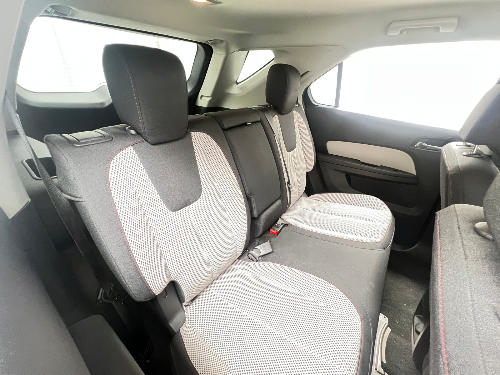 Thumbnail: 2012 Chevrolet Equinox - 6