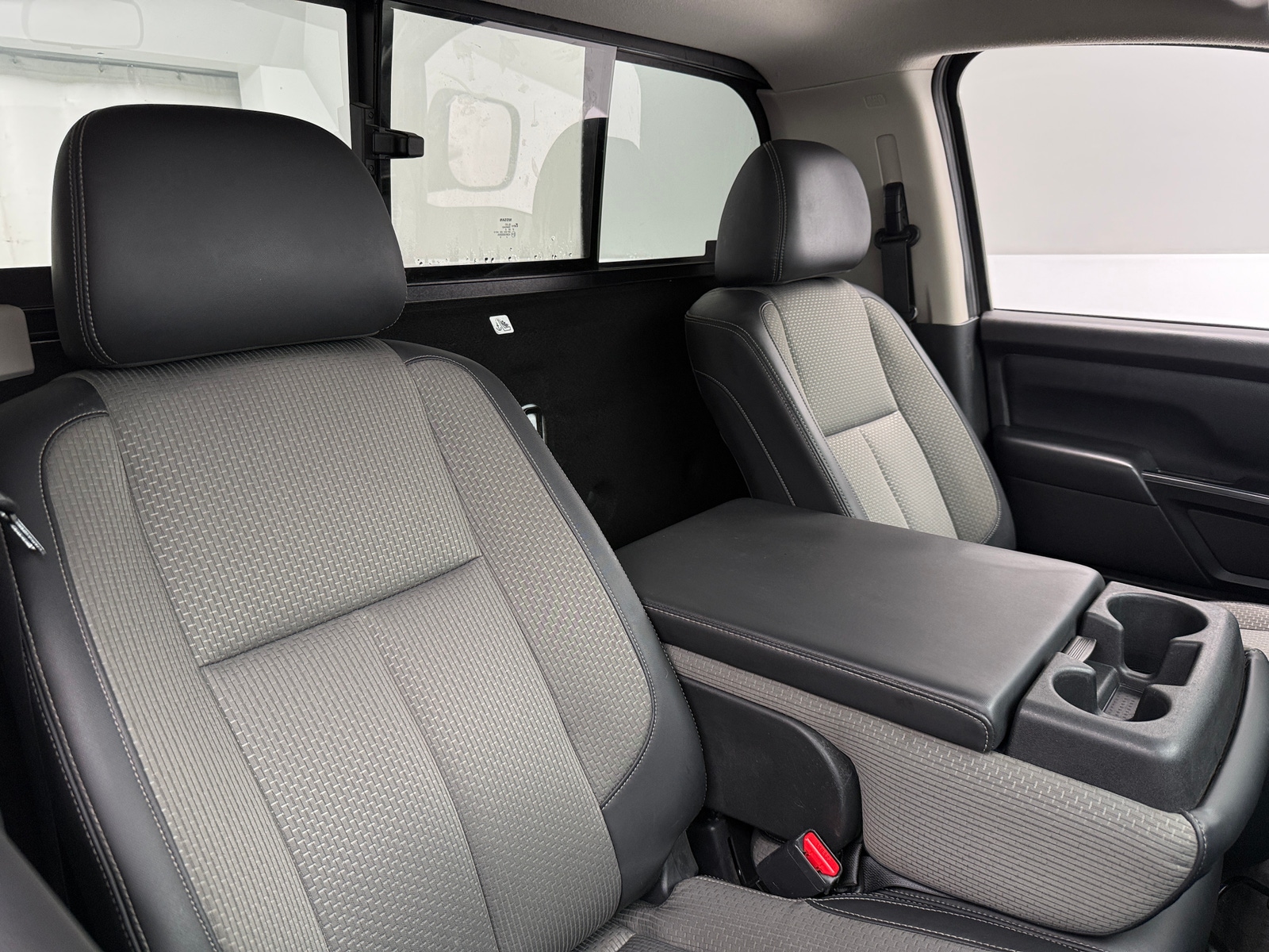 Thumbnail: 2018 Nissan Titan - 2