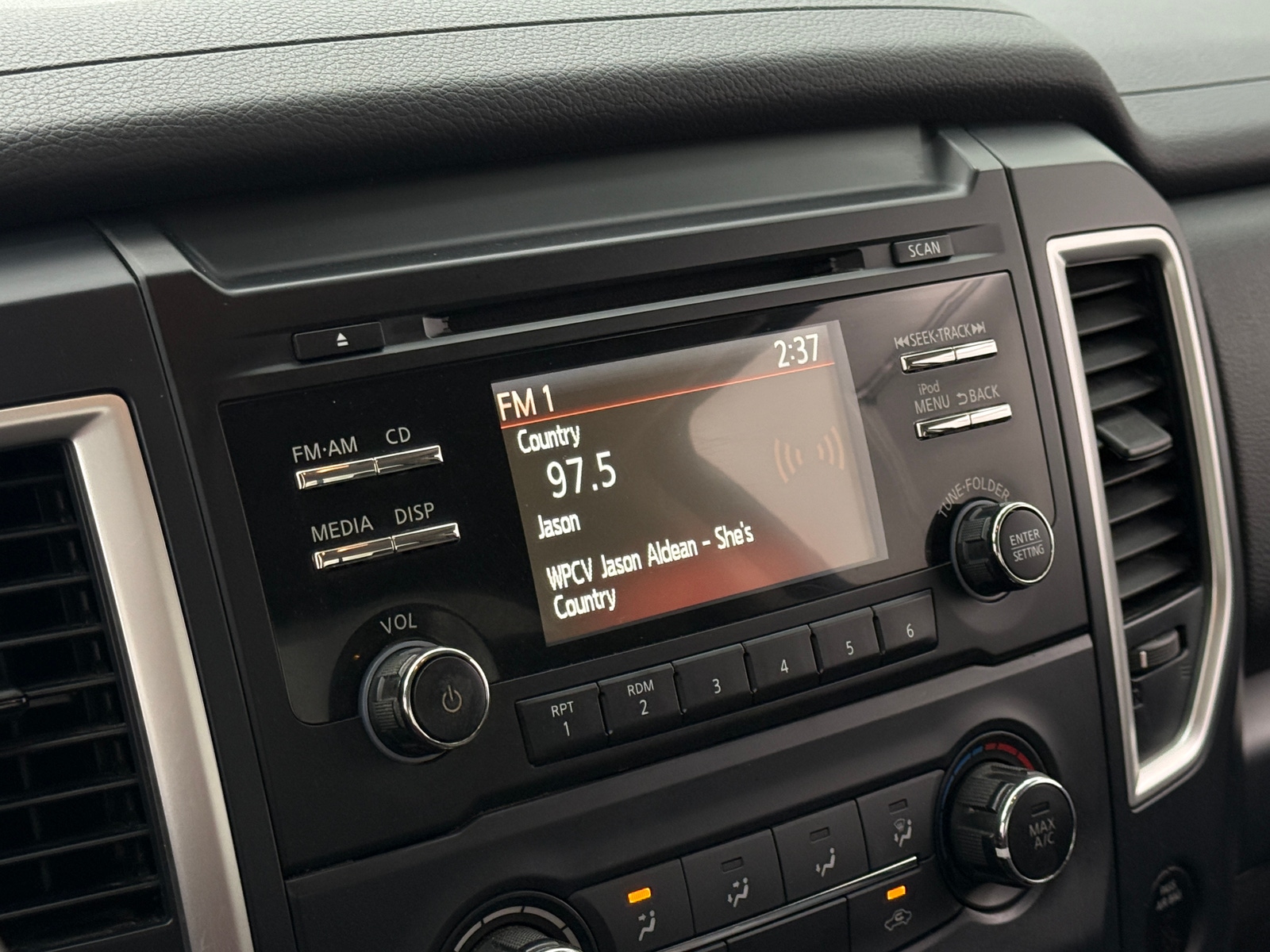 Thumbnail: 2018 Nissan Titan - 4