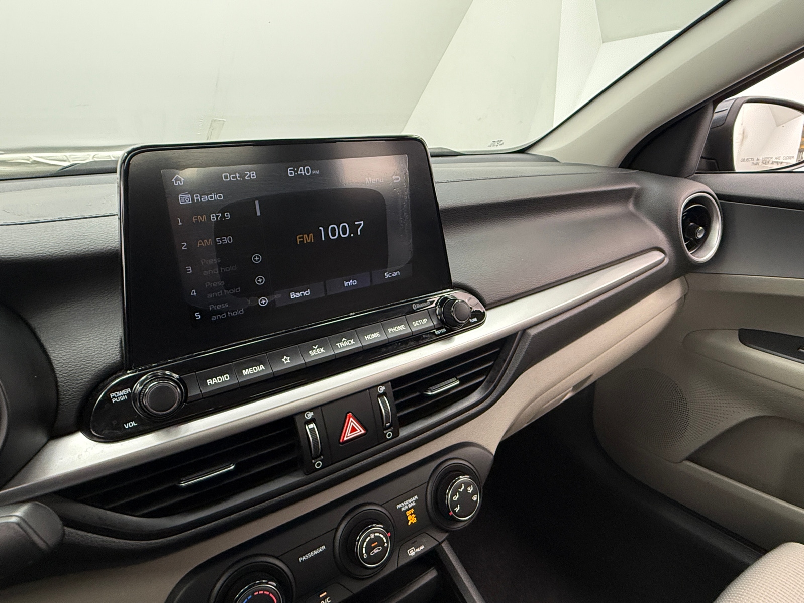 Thumbnail: 2020 Kia Forte - 4