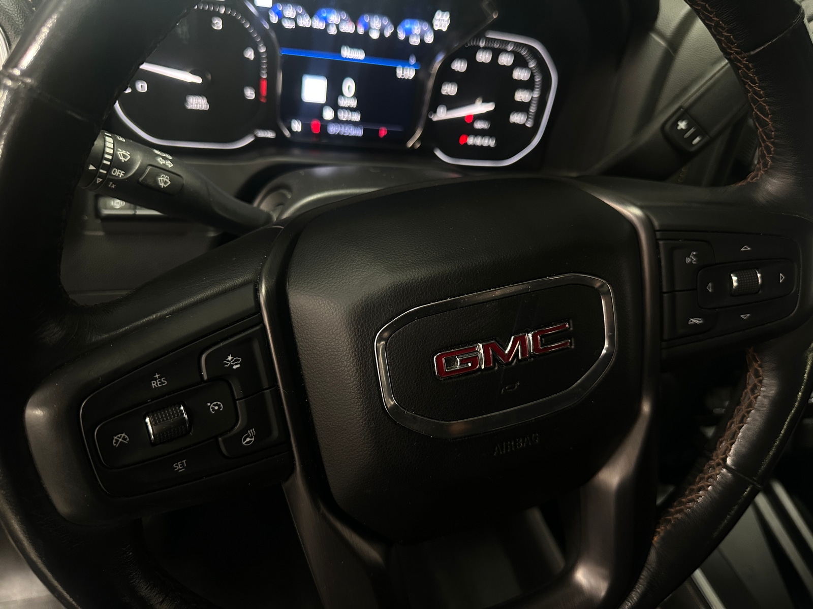 Thumbnail: 2020 GMC Sierra 3500 - 4