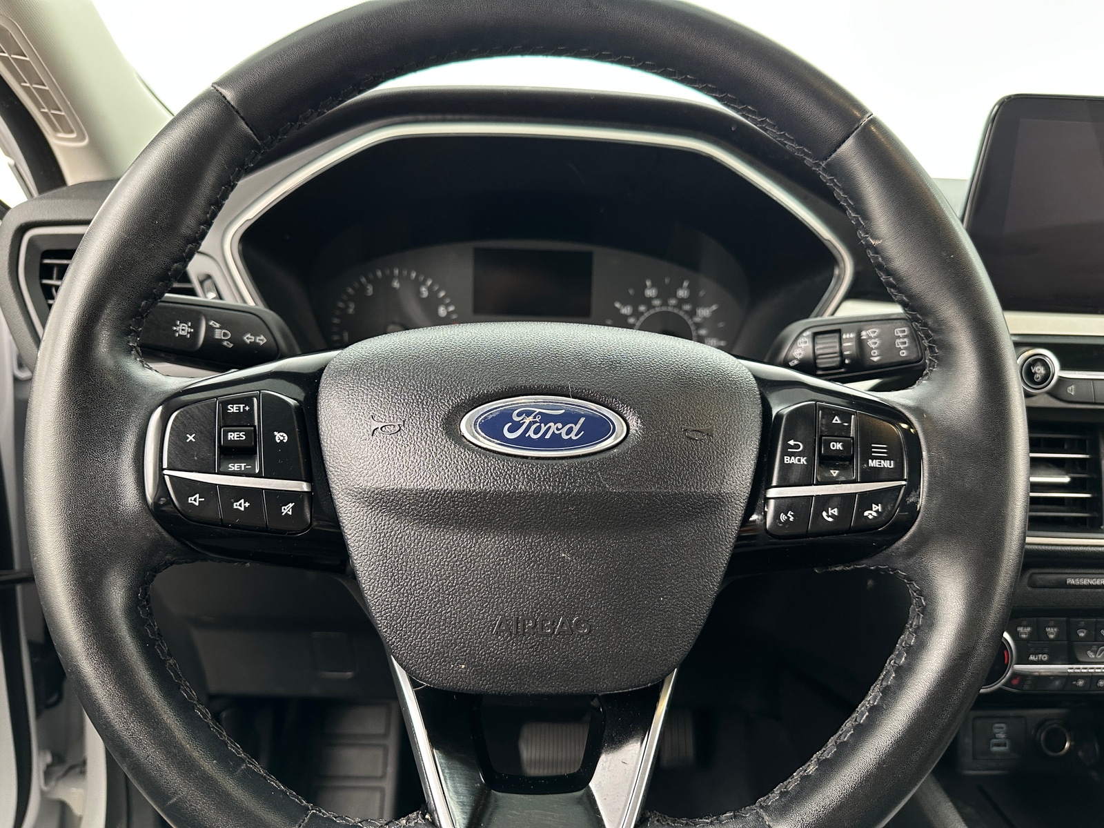 Thumbnail: 2022 Ford Escape - 5