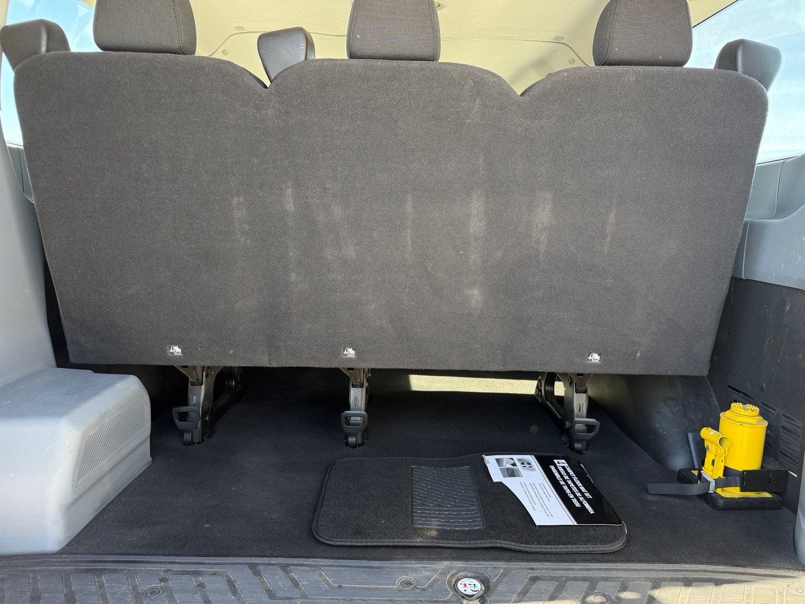 Thumbnail: 2017 Ford Transit Series - 7