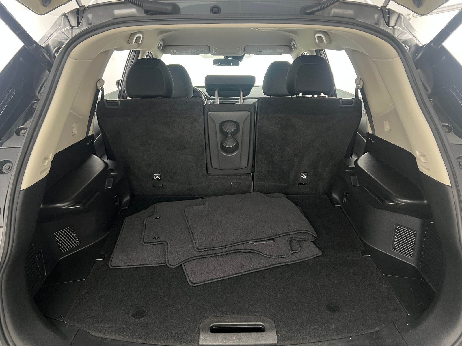 Thumbnail: 2019 Nissan Rogue - 7