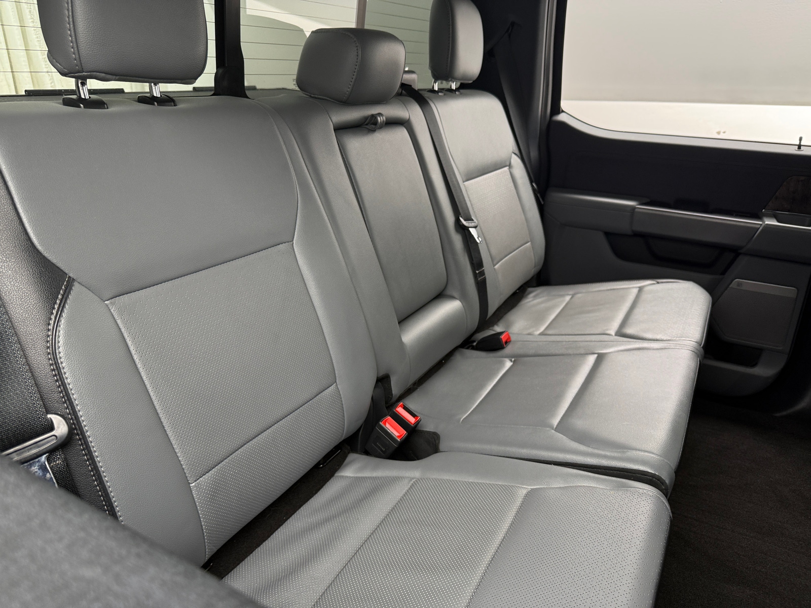 Thumbnail: 2022 Ford Econoline - 5