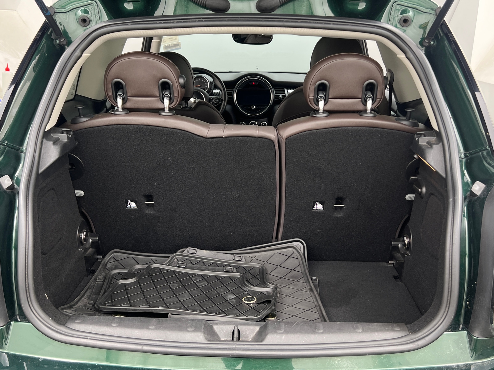 Thumbnail: 2018 MINI Cooper Hardtop - 6