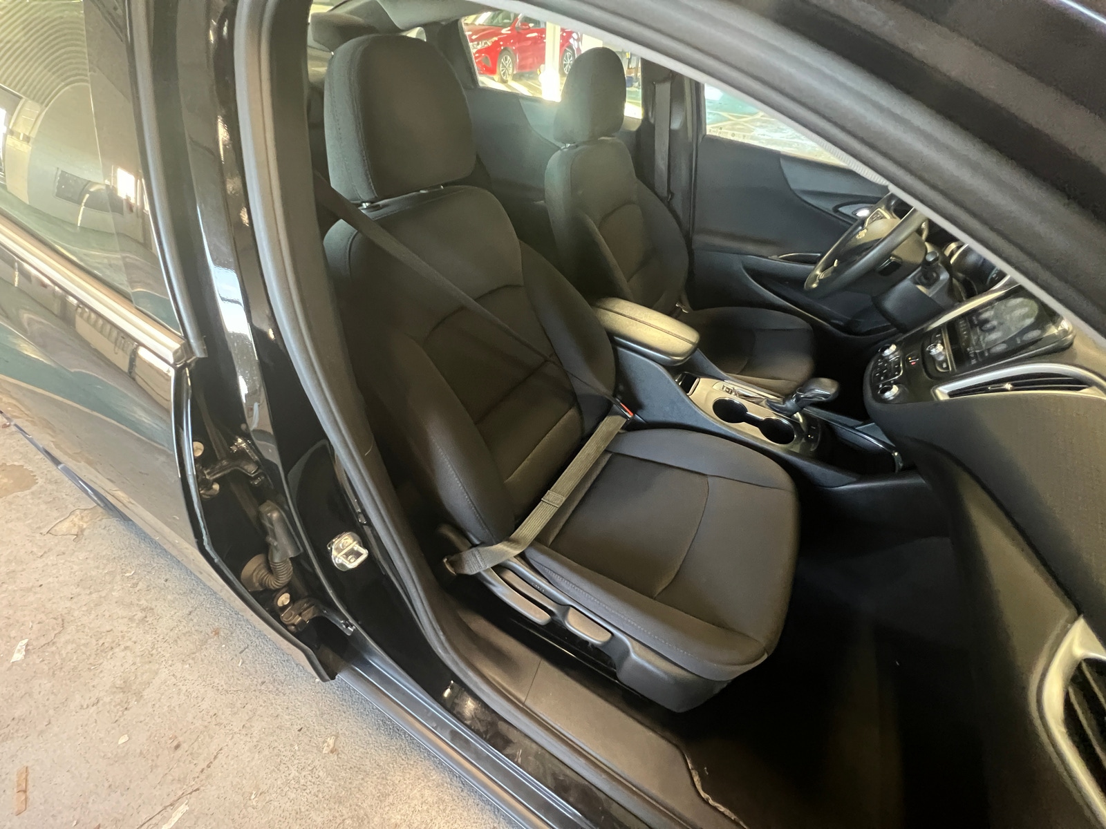 Thumbnail: 2023 Chevrolet Malibu - 2