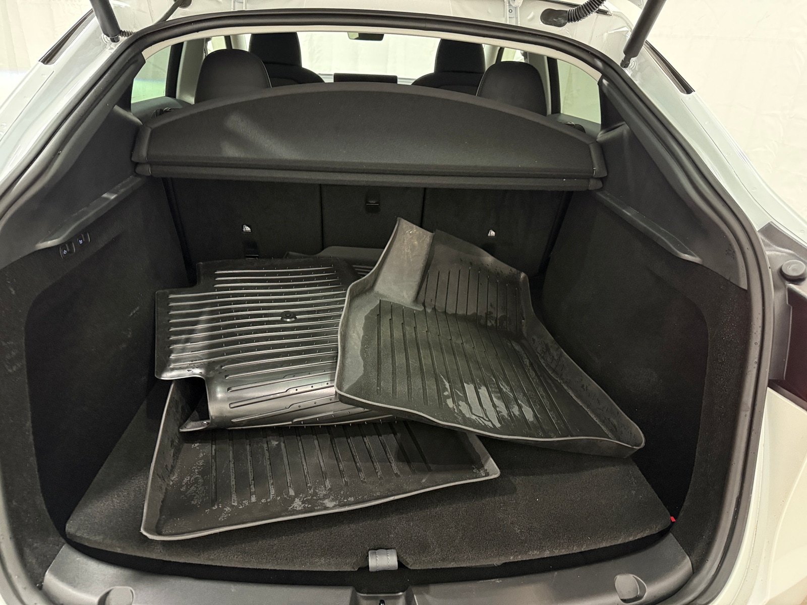 Thumbnail: 2023 Tesla Model Y - 6