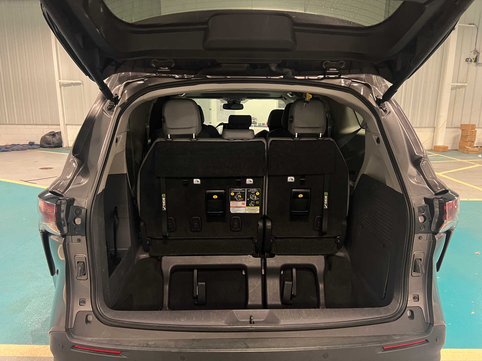 Thumbnail: 2024 Toyota Sienna - 6