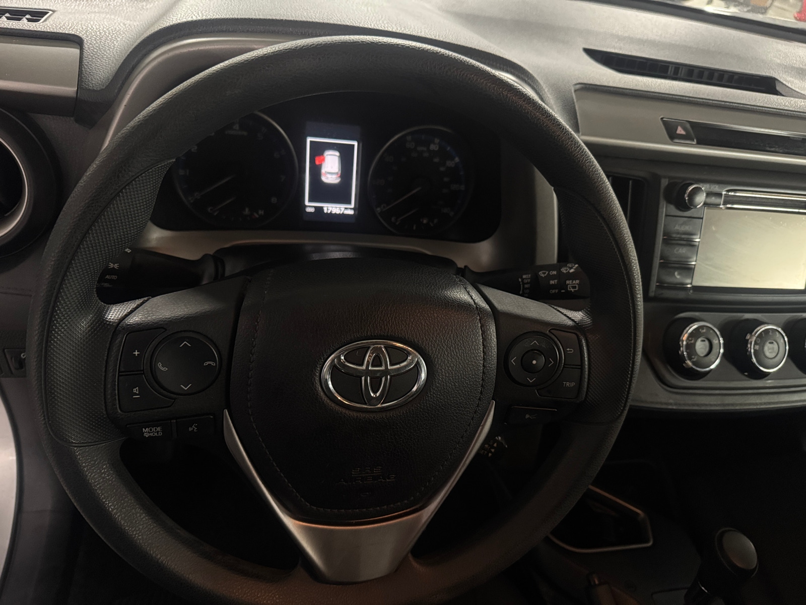 Thumbnail: 2018 Toyota RAV4 - 5